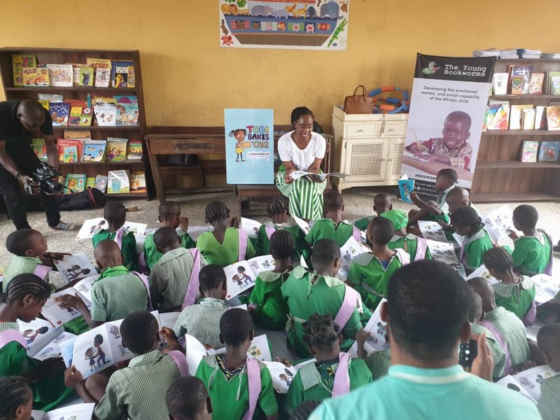 National Primary School: Book Reading